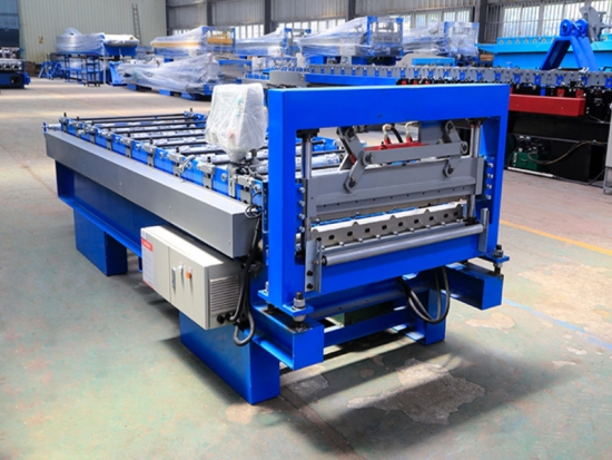 High Efficiency YX15-900 Roof Panel Forming Machine
