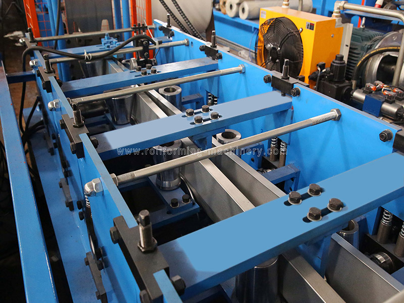 American Gutter Roll Forming Machine